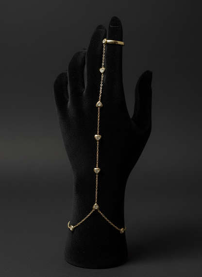 Romantic Heart-Stoned Slave Bracelet | Hand Harness | Jueria