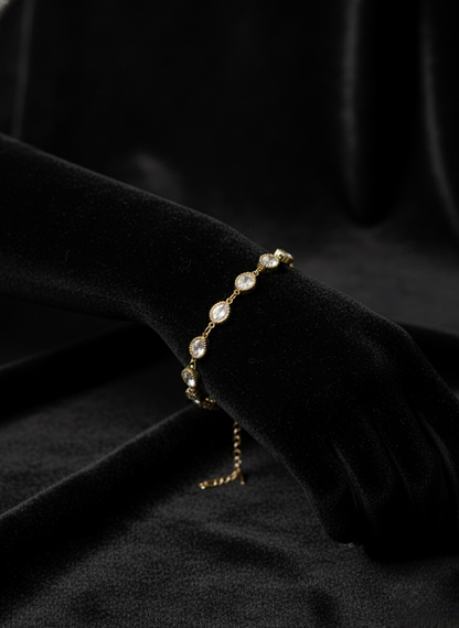 The Stella Solitaire Bracelet  | Bracelet | Jueria