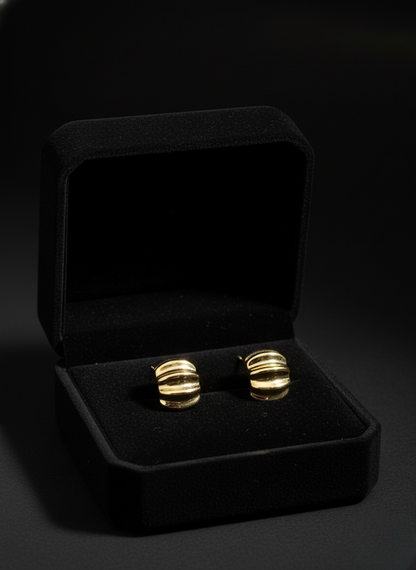 Golden Ridge Hoop Earrings | Earrings | Jueria