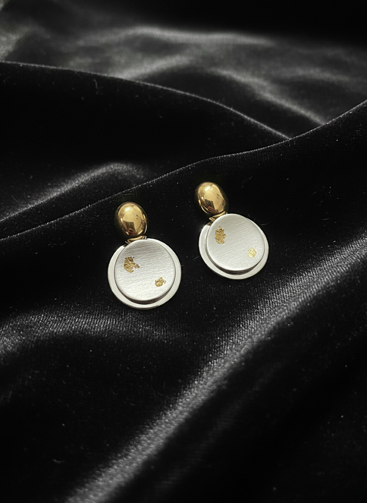 Gilded Disc Stud Earrings | Earrings | Jueria