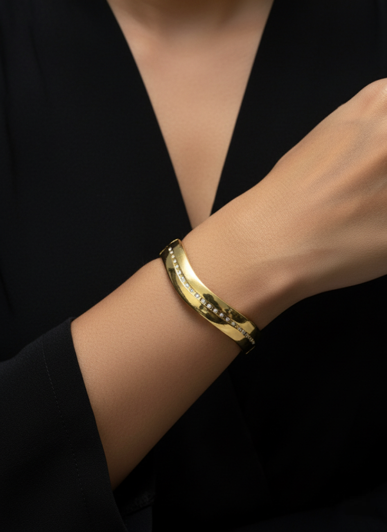 Golden Pave Wave Cuff Bracelet | Jueria