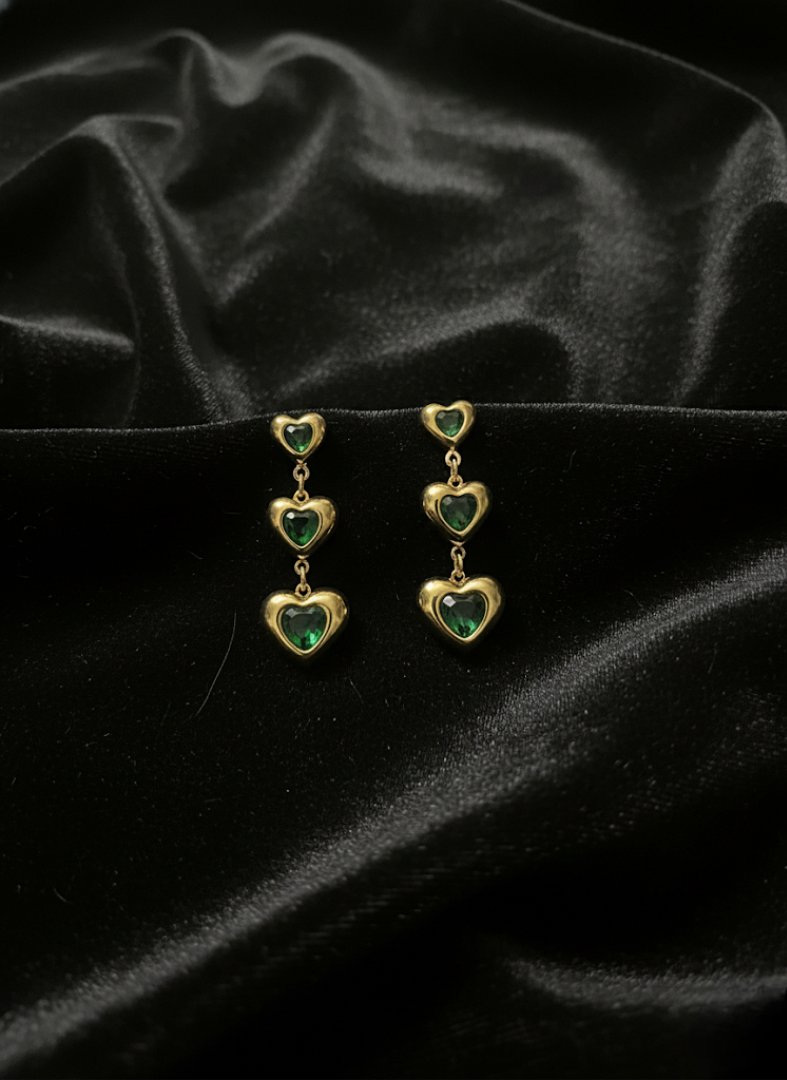 Emerald Cascade Heart Drop Earrings | Earrings | Jueria