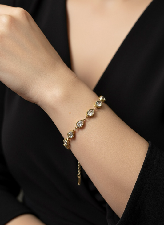 The Stella Solitaire Bracelet  | Bracelet | Jueria