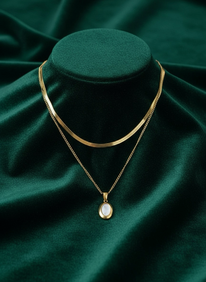 Golden Elegance Layered Necklace | Layered Necklace | Jueria