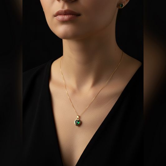 Emerald Heart Harmony | Beautiful Pendent Set | Jueria